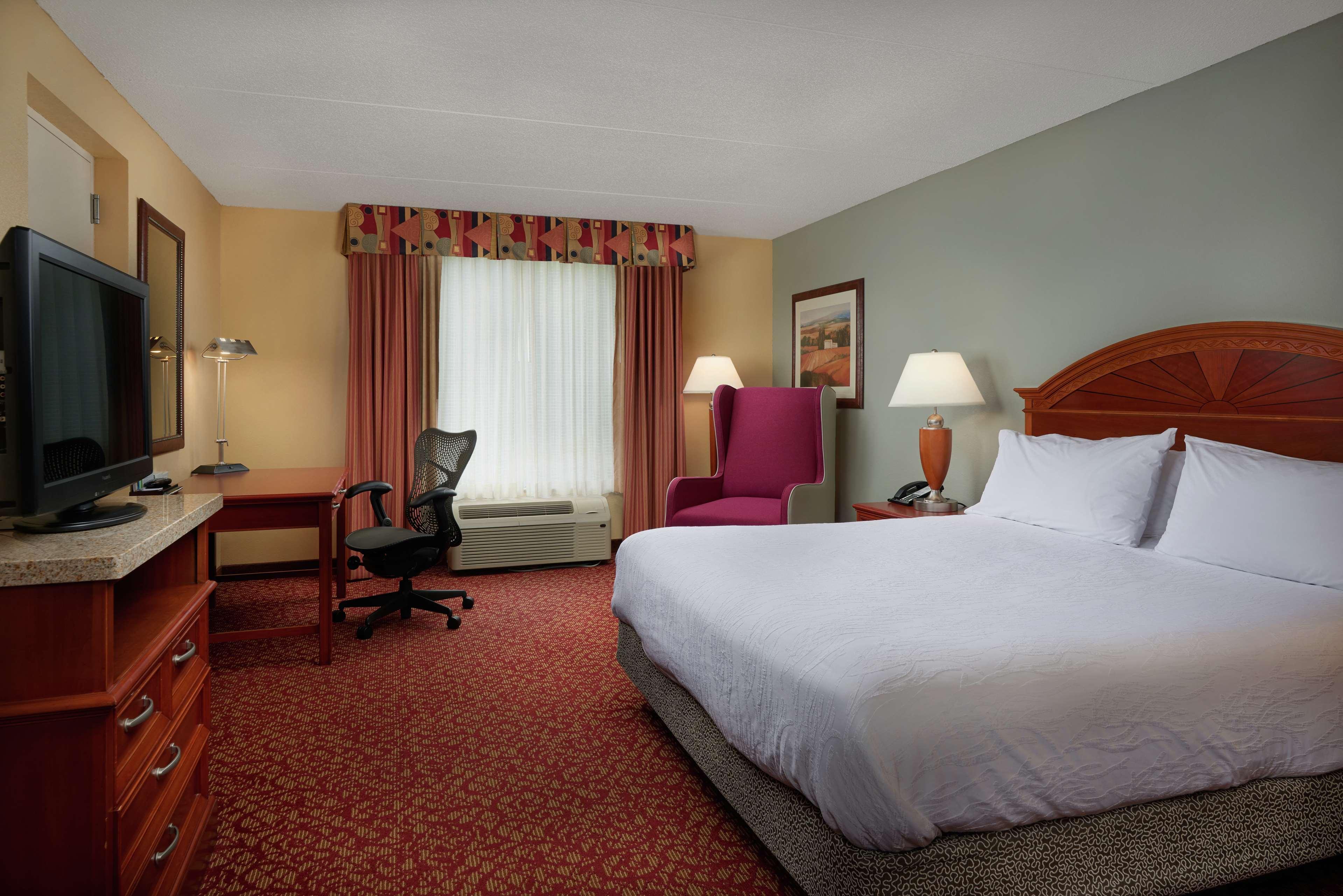 Hilton Garden Inn Ньюпорт-Ньюс Экстерьер фото