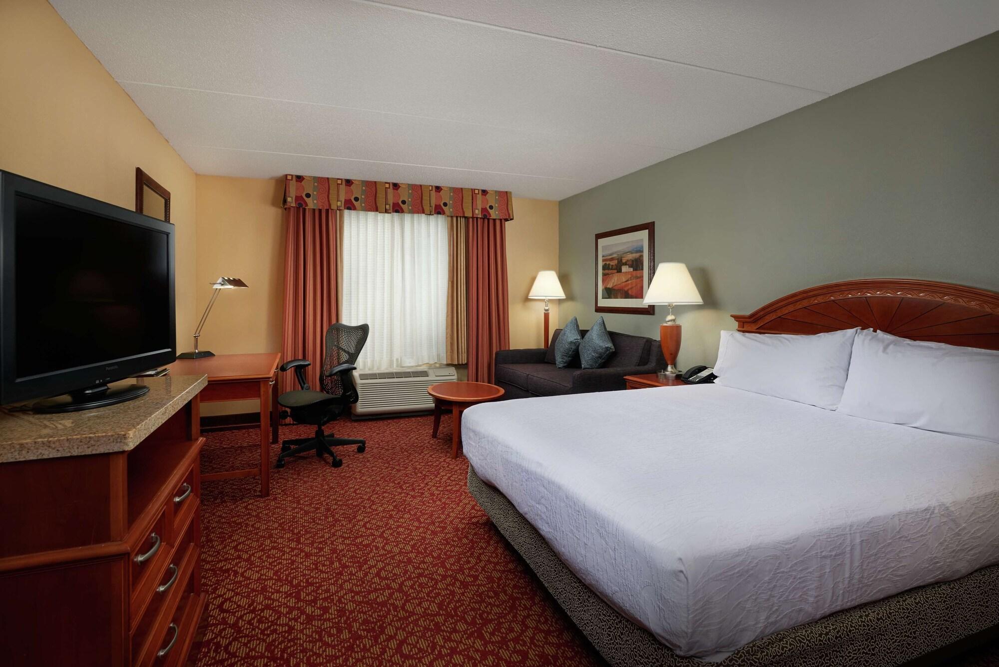Hilton Garden Inn Ньюпорт-Ньюс Экстерьер фото