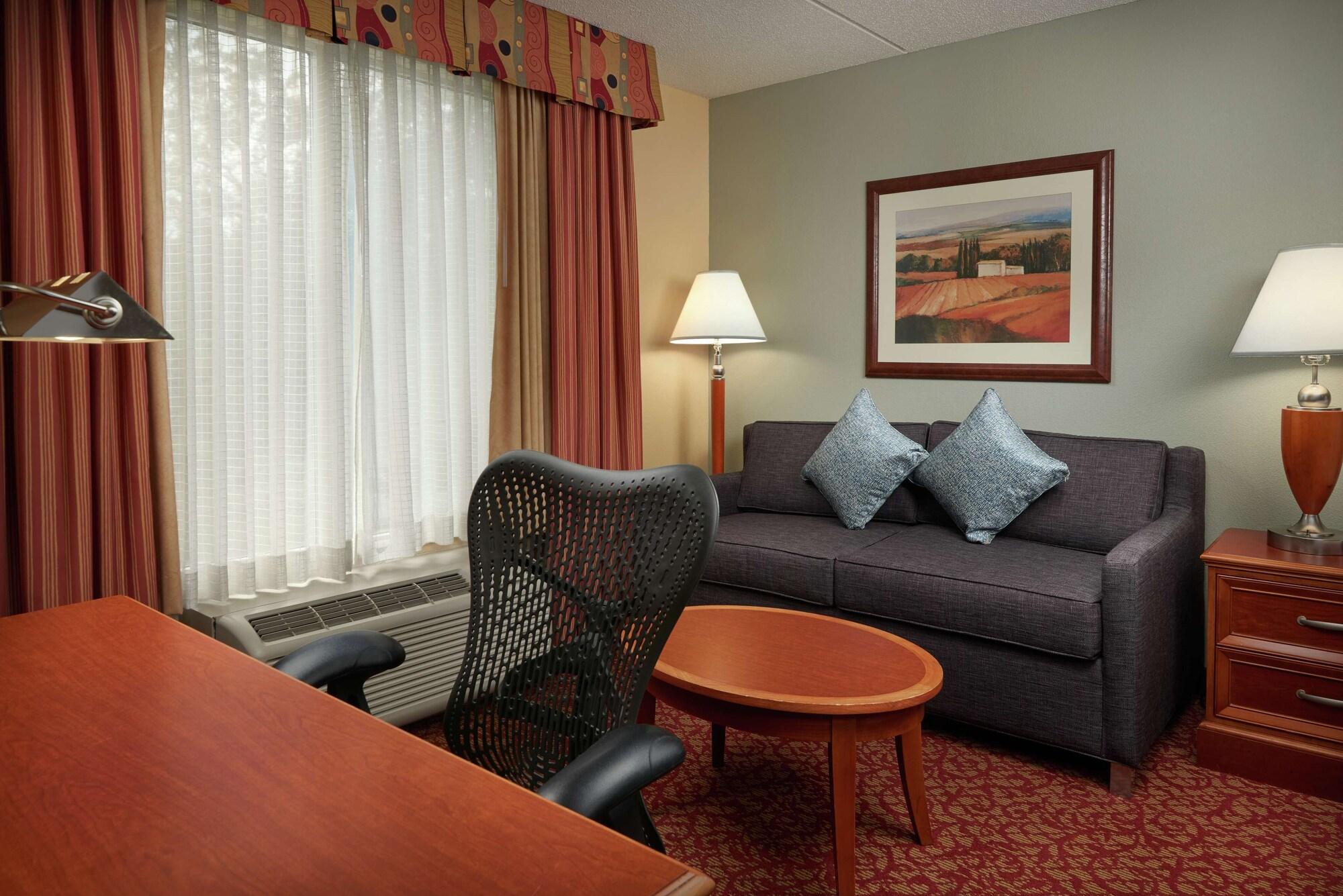 Hilton Garden Inn Ньюпорт-Ньюс Экстерьер фото